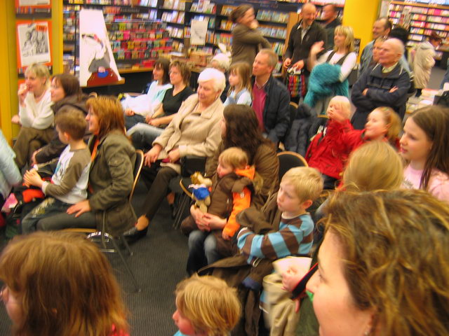 gal/2008/2008 12.04. Mayersche Buchhandlung CD Praesentation/IMG_3503.JPG